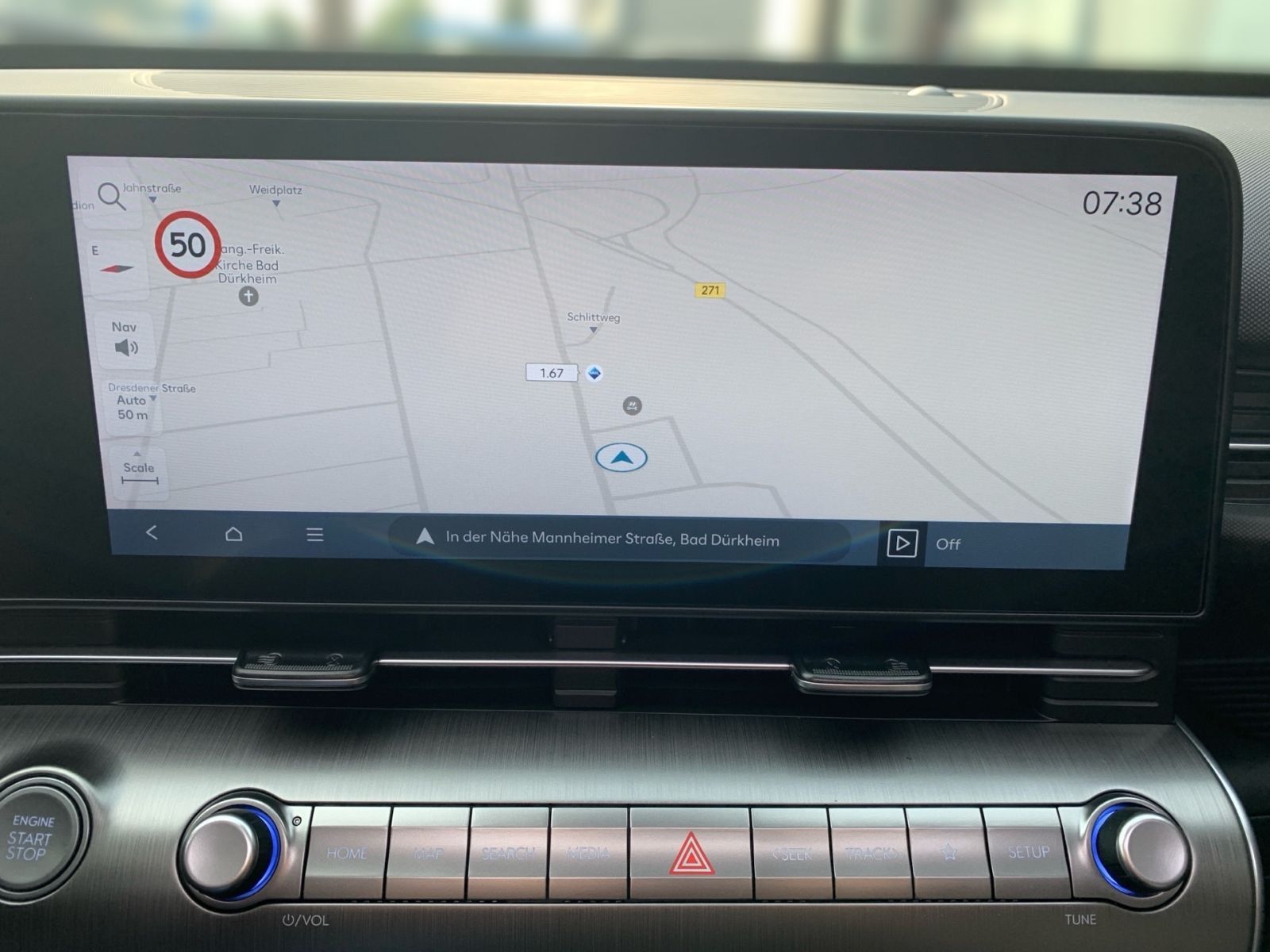 Fahrzeugabbildung Hyundai KONA 1.6 T-GDI 7-DCT Prime el.SD Leder