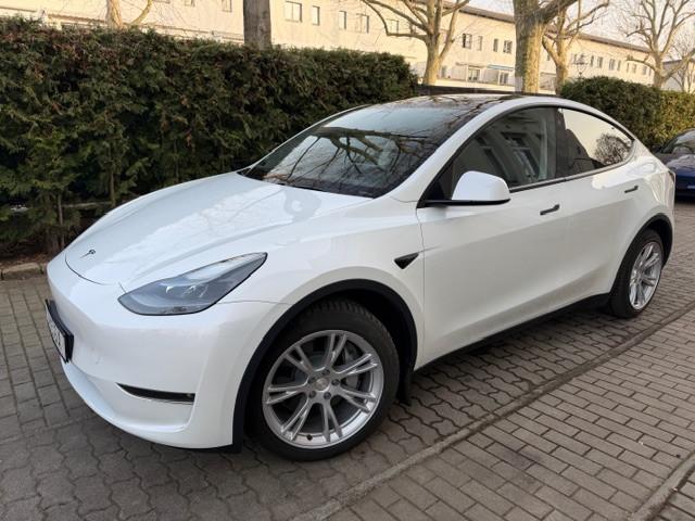 Tesla Model Y LONG RANGE DUAL AWD|PANORAMA|KAMERA