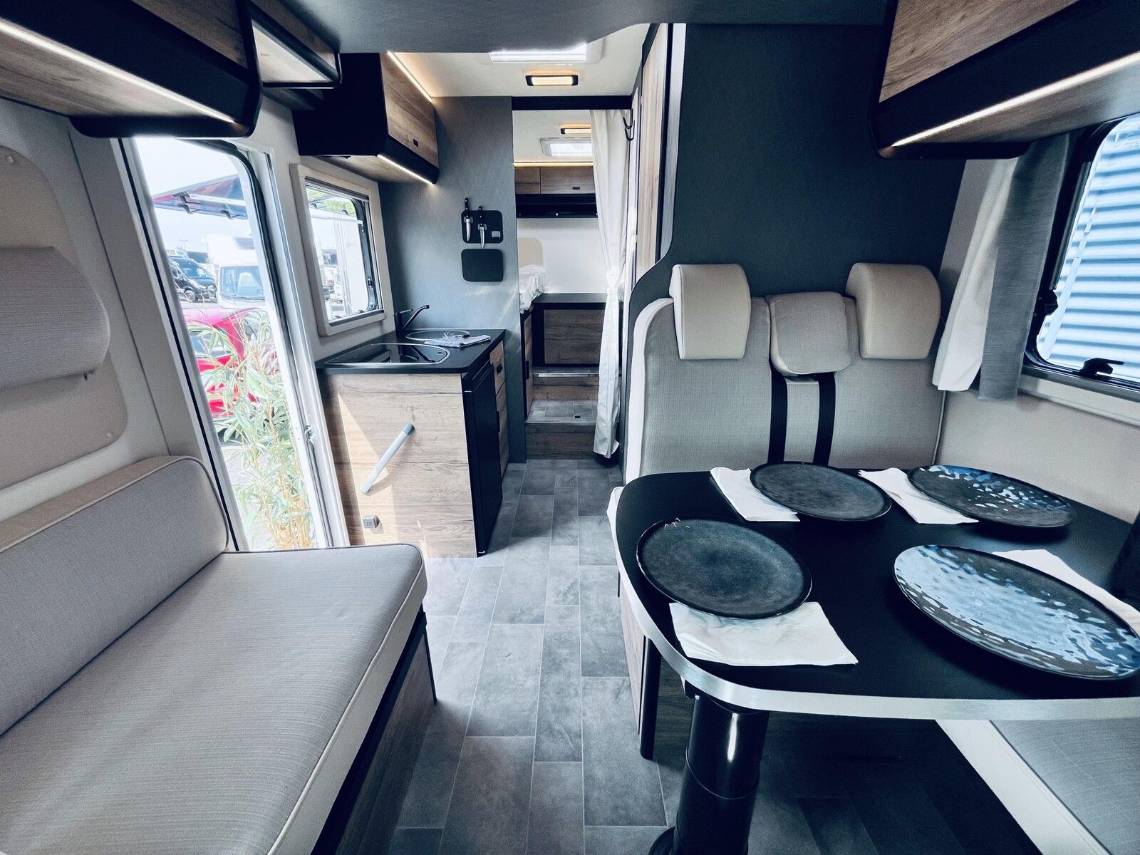 Fahrzeugabbildung XGO Dynamic 98P