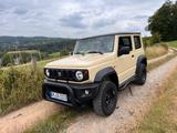 Suzuki Jimny mit hochwertiger Offroad-Ausstattung - Suzuki: Of