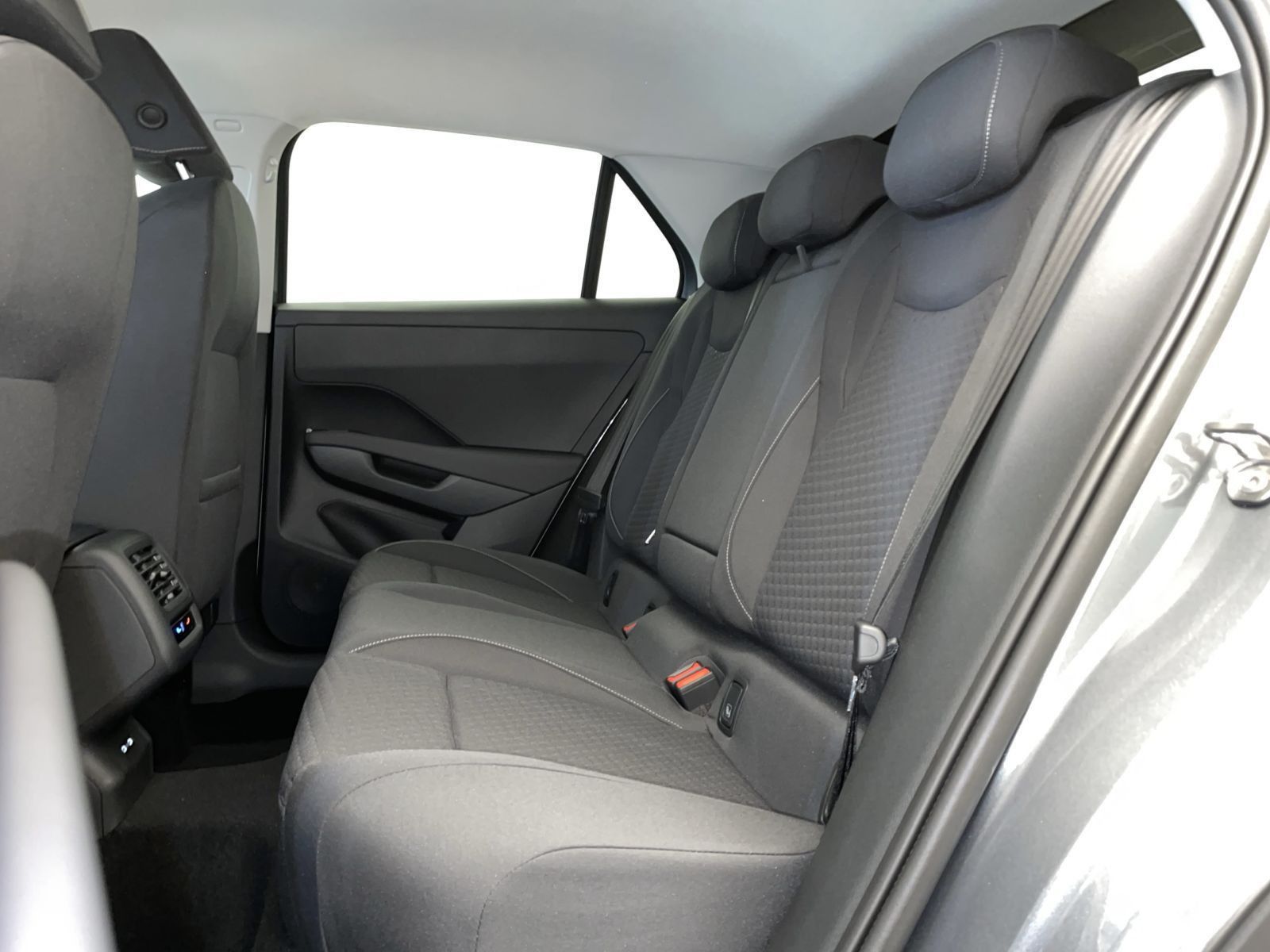 Volkswagen T-Roc - Bild 9