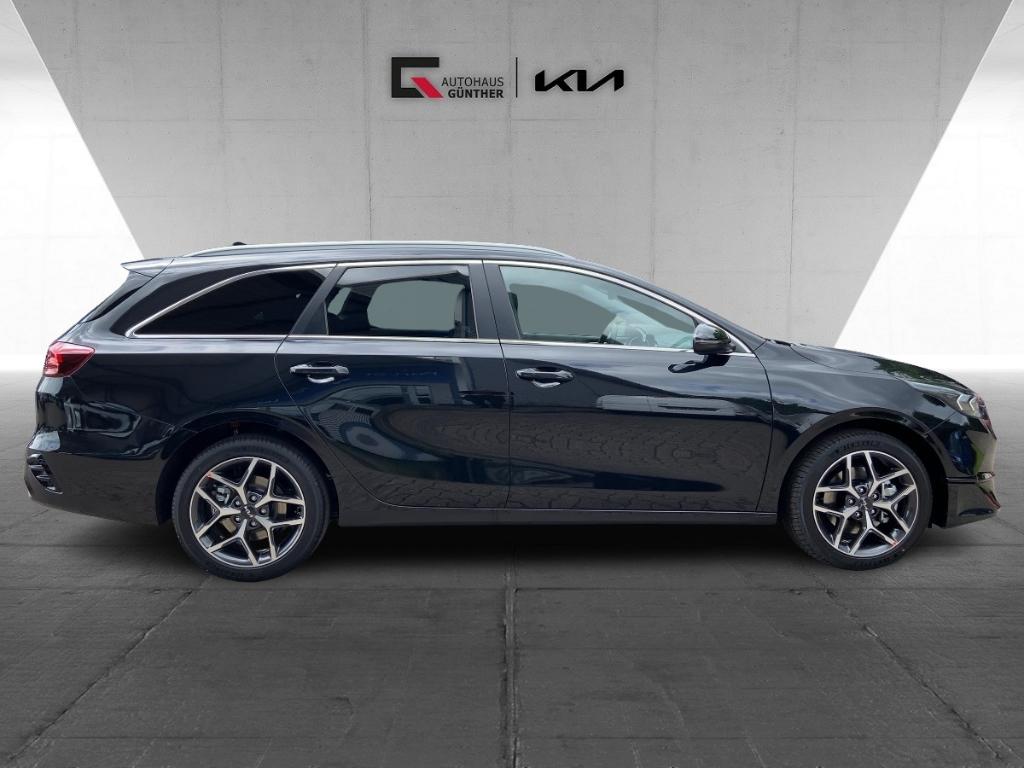Kia Ceed_sw Sportswagon Ultimate Edition 1.5 T-GDI M
