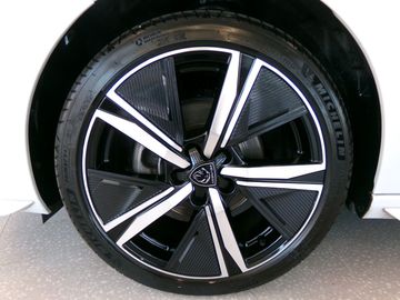 Peugeot 308 - 5