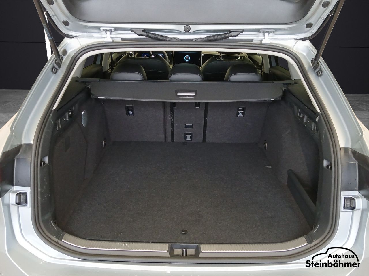 Volkswagen Passat - Bild 6