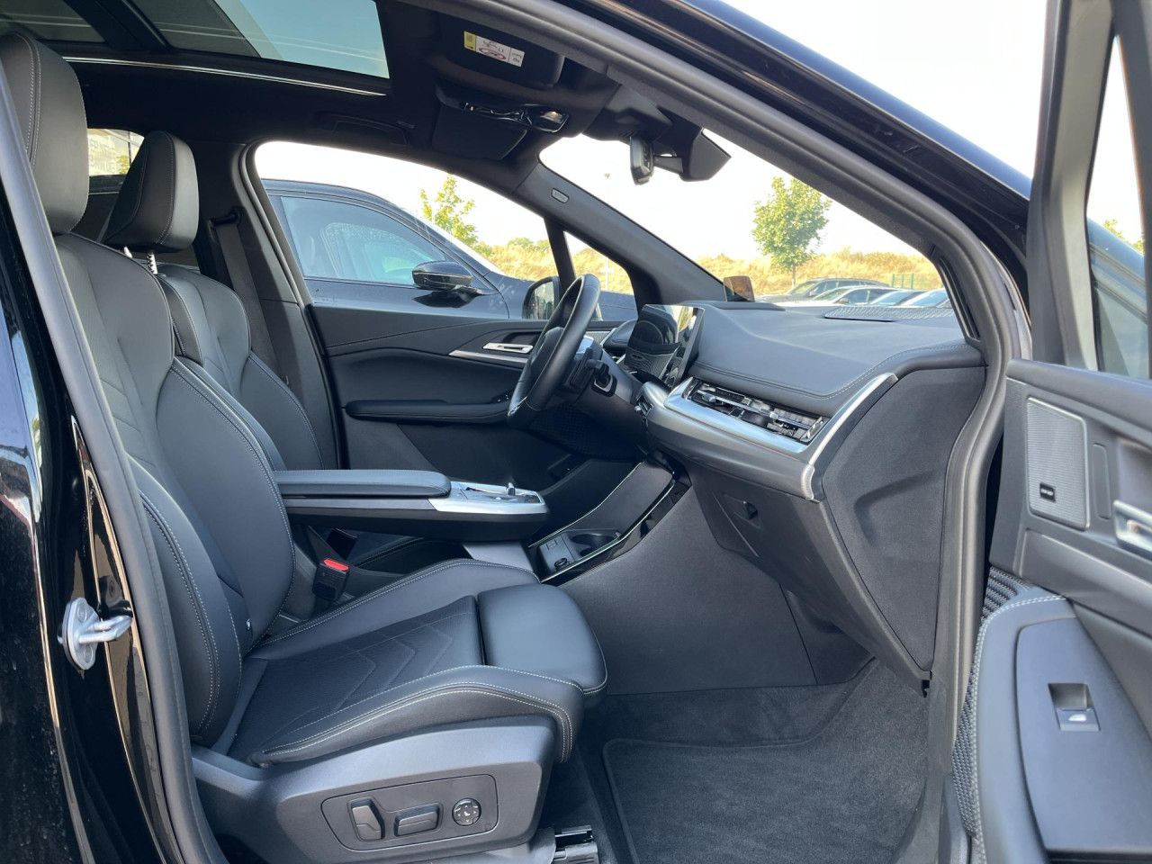 BMW 223 Active Tourer - Bild 33