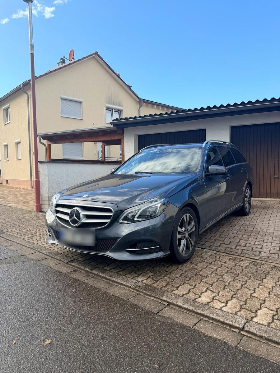 Mercedes-Benz E 300