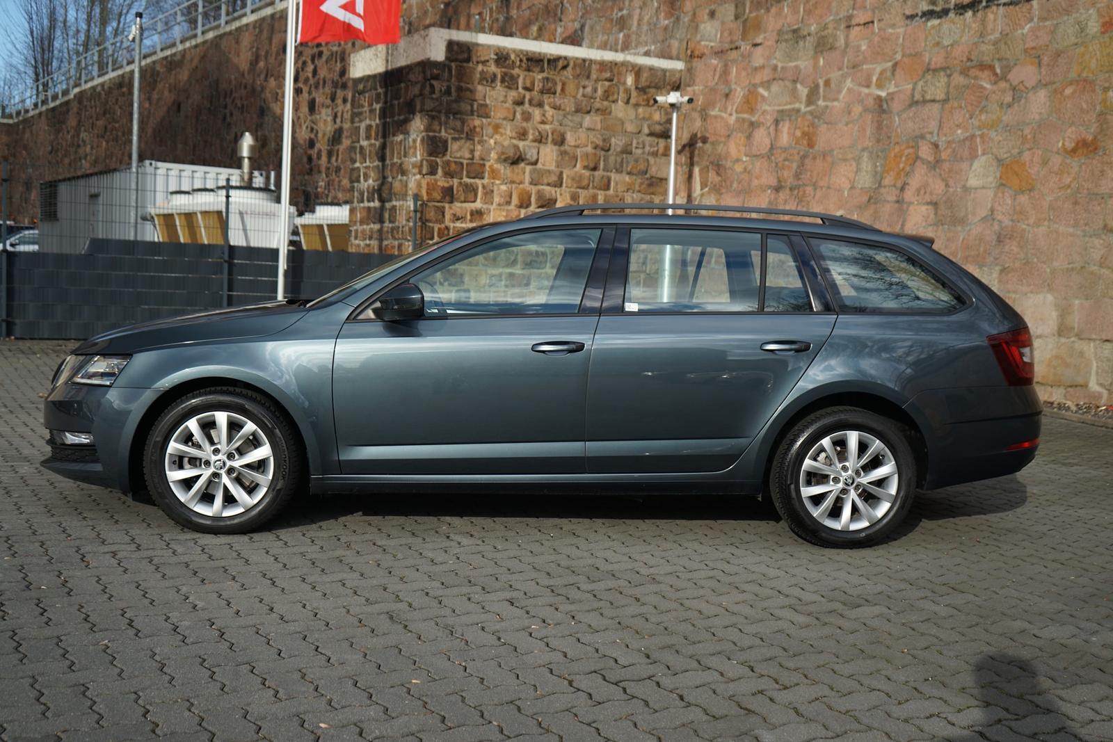 Skoda Octavia Combi 1.0 TSI Tour LED SmartLink Sitzhei, миниатюра 3