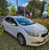 Kia cee'd / Ceed 1.4 CVVT FIFA World Cup Edition... - Kia cee'd / Ceed in Dresden