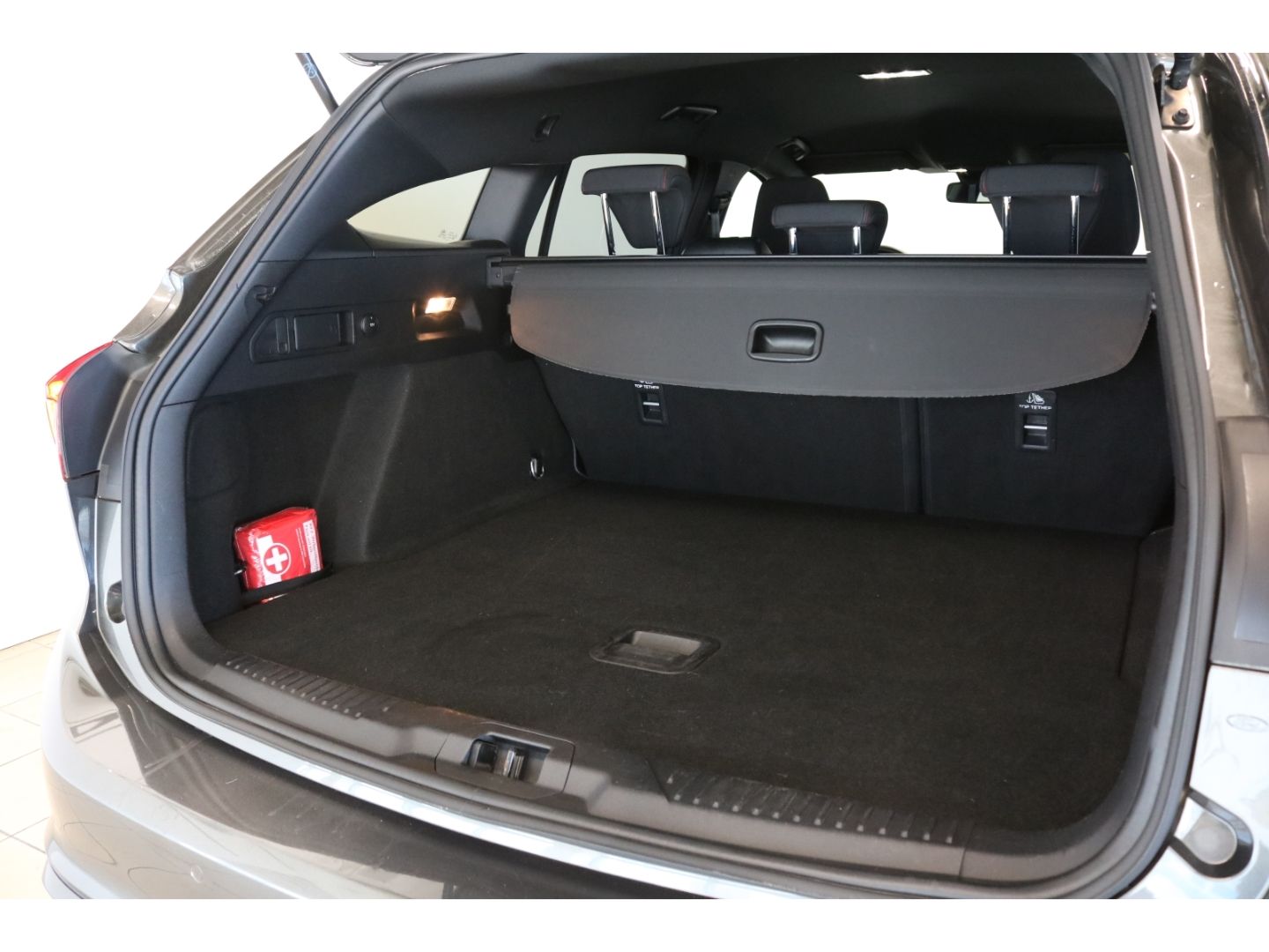 Fahrzeugabbildung Ford Focus Turnier ST-Line Automatik LED Kamera