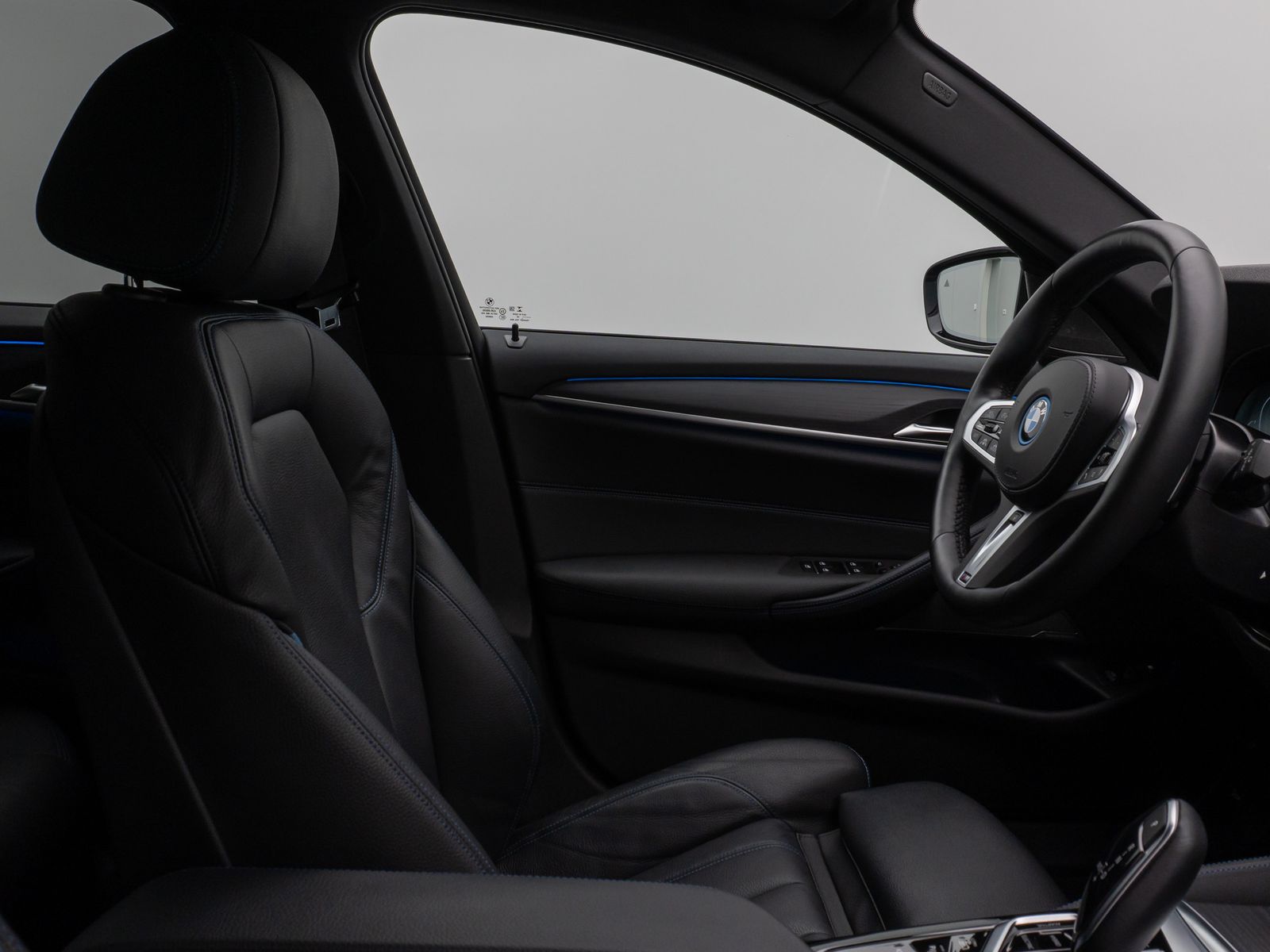 Fahrzeugabbildung BMW 530e xD M Sport Laser 360°HUD DAB H/K ACC Komfor