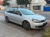 Volkswagen Golf 6 2.0 TDI 140 Ps - Volkswagen Golf 140 ps mit Diesel-Antrieb