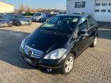 Mercedes-Benz A 180 CDI Avantgarde *Klima*SitzH*MFL*8Fach* - Mercedes-Benz A 180: Cdi Avantgarde