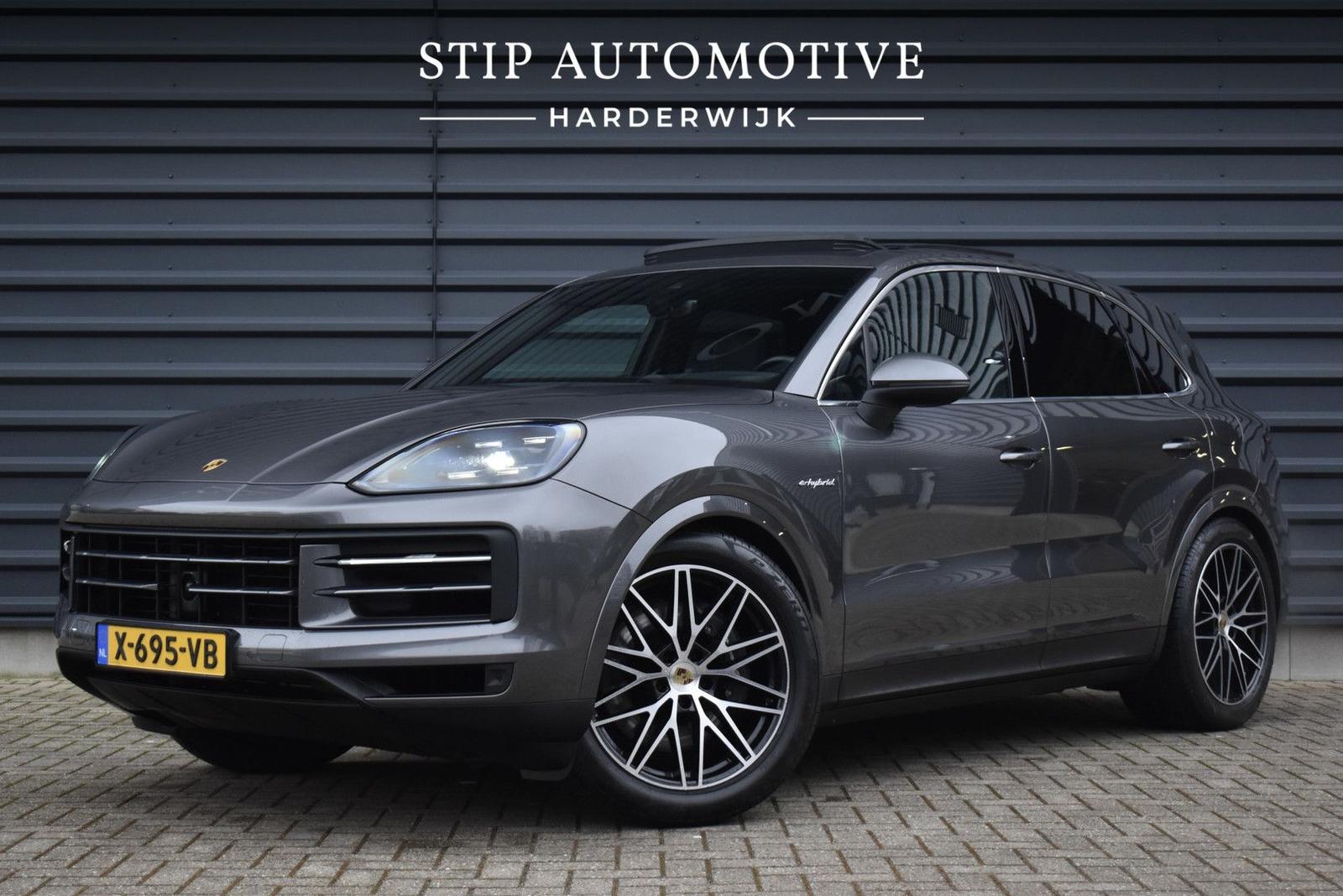 Porsche Cayenne 3.0 E-Hybrid 470pk Sport Chrono | Pano |
