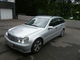 Mercedes-Benz C 180 KOMPRESSOR T CLASSIC Classic - Mercedes-Benz C Class aus dem Jahr 2005