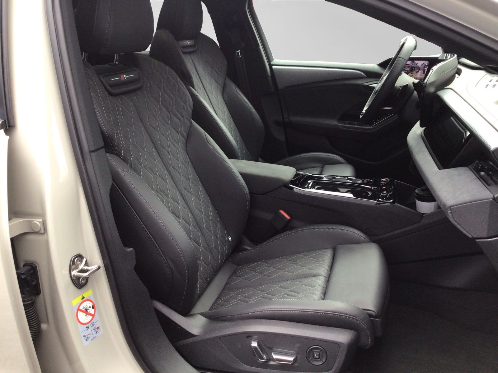 Audi A6 e-tron - Bild 4