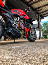 Ducati Streetfighter V4S - DUCATI ST4