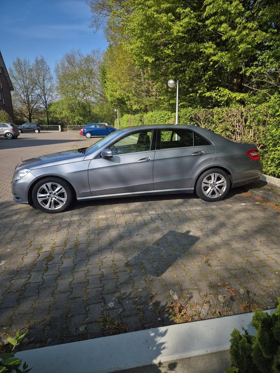 Mercedes-Benz E 220 CDI Standard