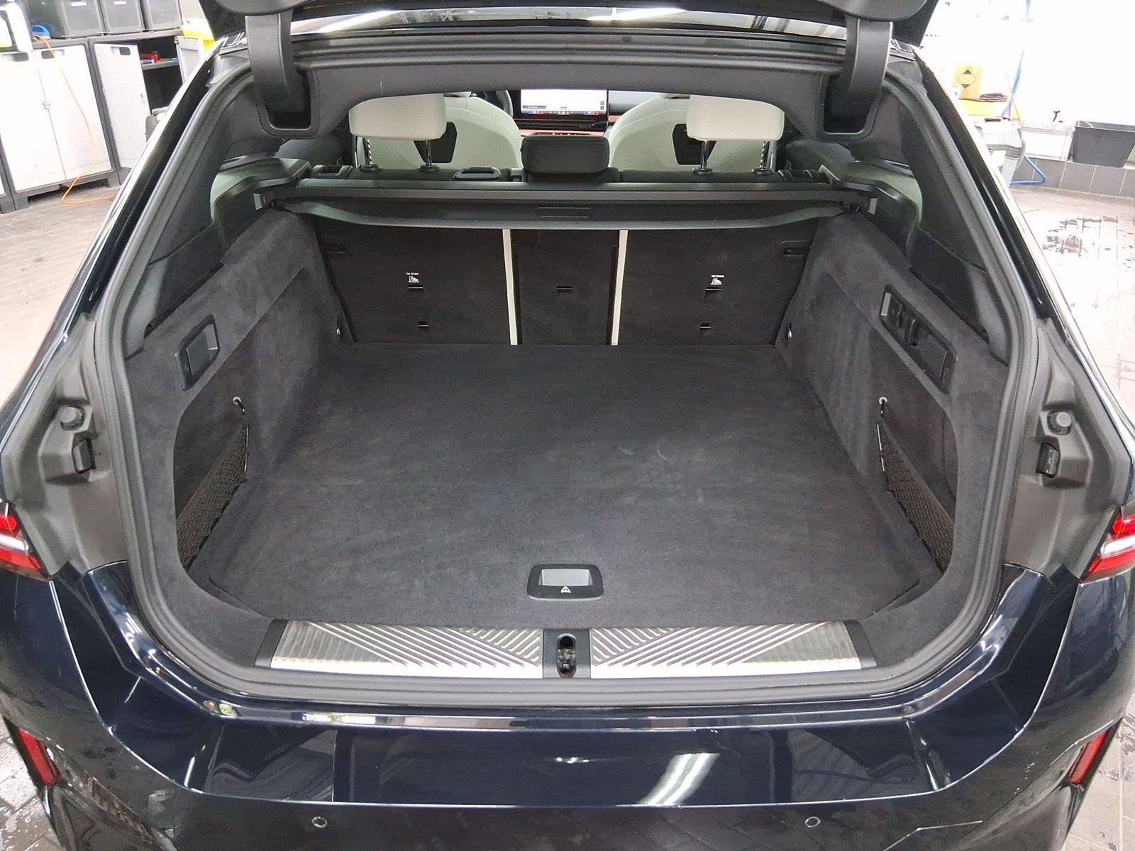 BMW i5 - Bild 12