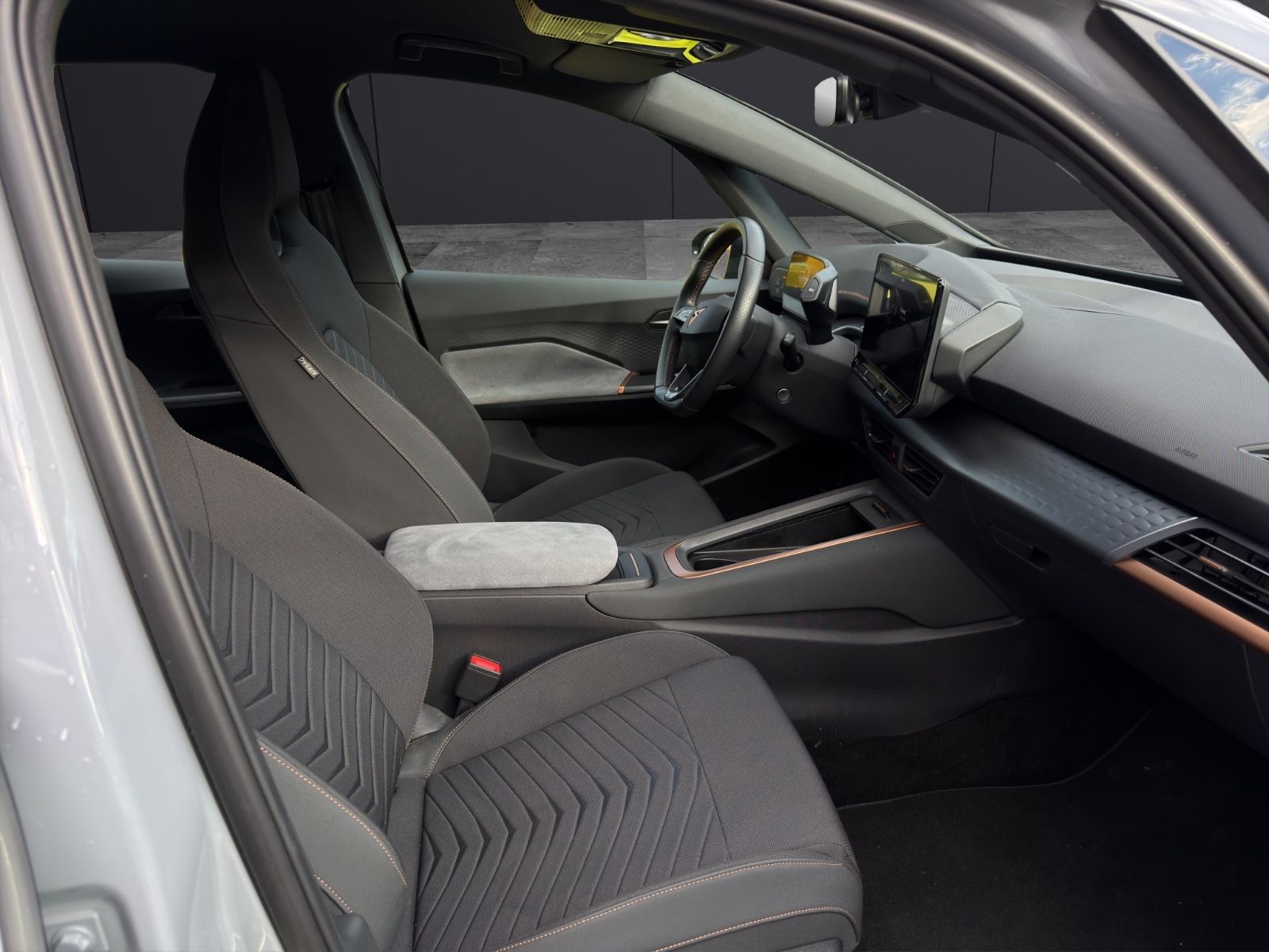 Fahrzeugabbildung CUPRA Born/Apple/PDC/Sportsitze/Ambiente/LED/Navi