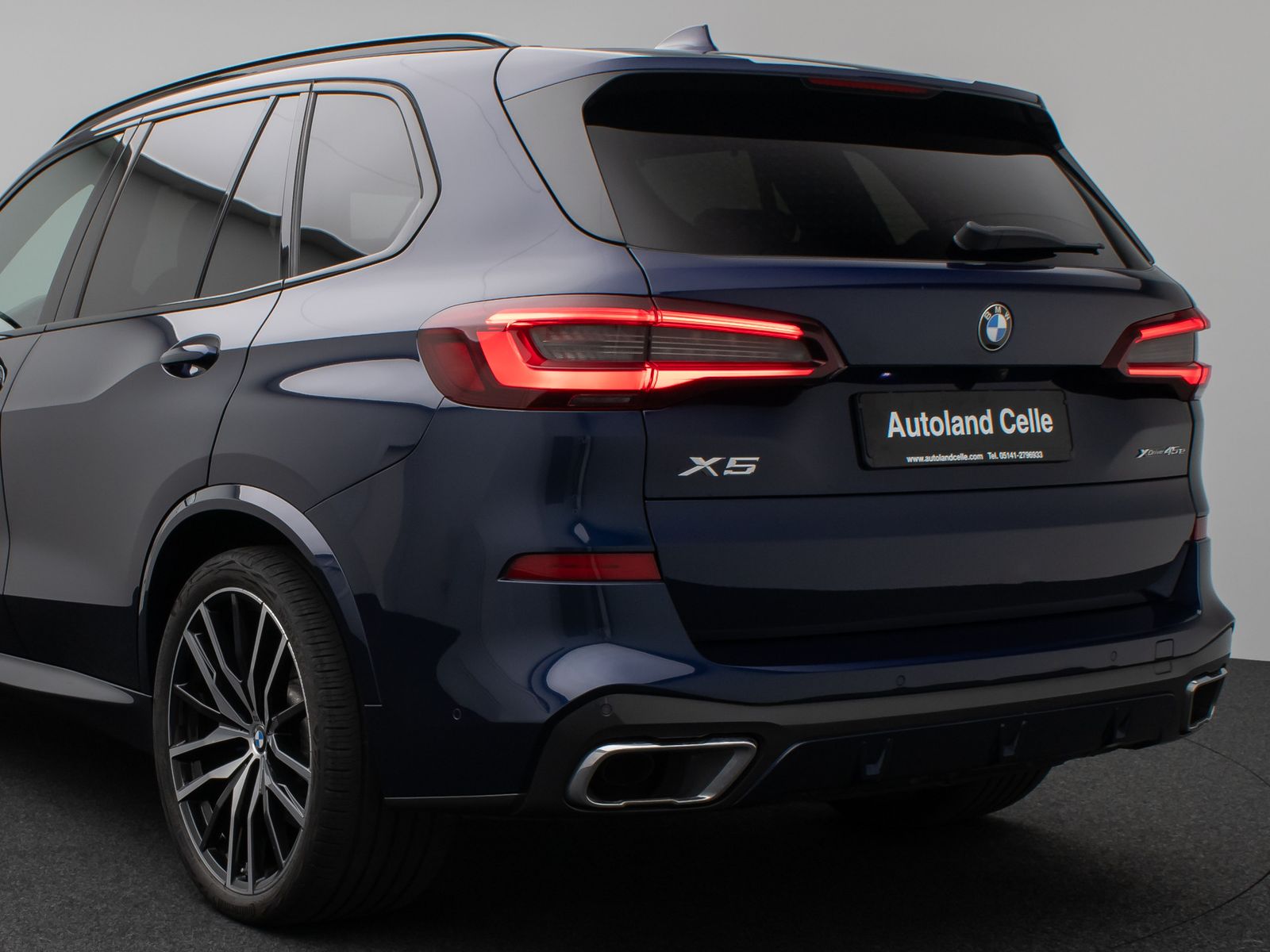 Fahrzeugabbildung BMW X5 xD45e M Sport Panorama 360°HUD DAB H/K 22Zoll