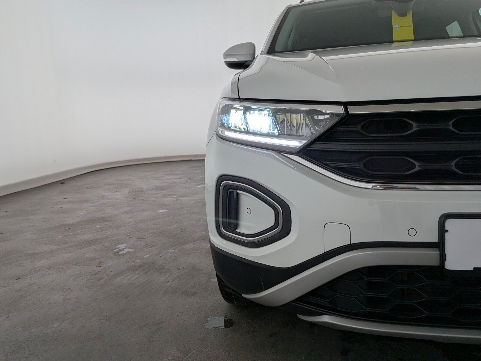 Volkswagen T-Roc 1.0 TSI Life OPF (EURO 6d) LED+NAV+SHZ+PDC foto 3