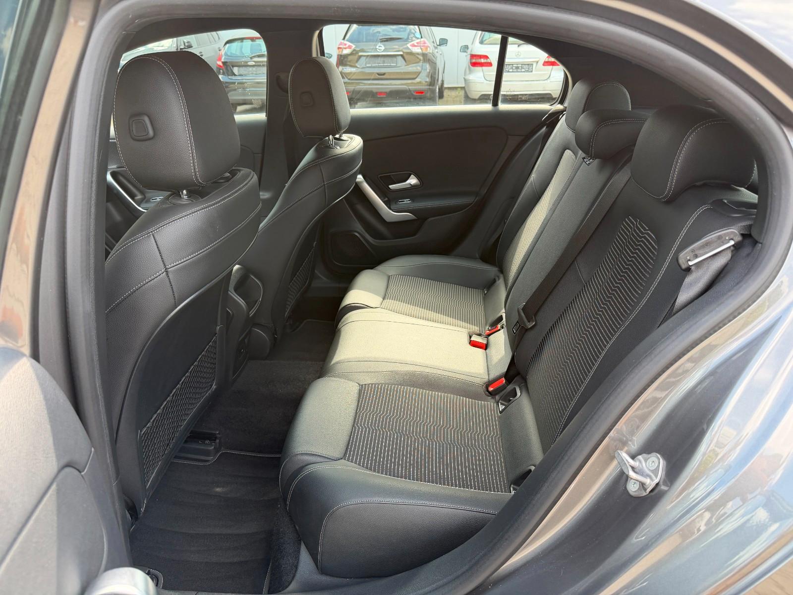 Mercedes-Benz A-Class 4Matic Garantie *Navi *Keyless *Kamera*LED, миниатюра 15