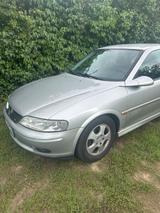 Opel Vectra 2.0 16V Comfort Comfort - Opel Vectra: Comfort