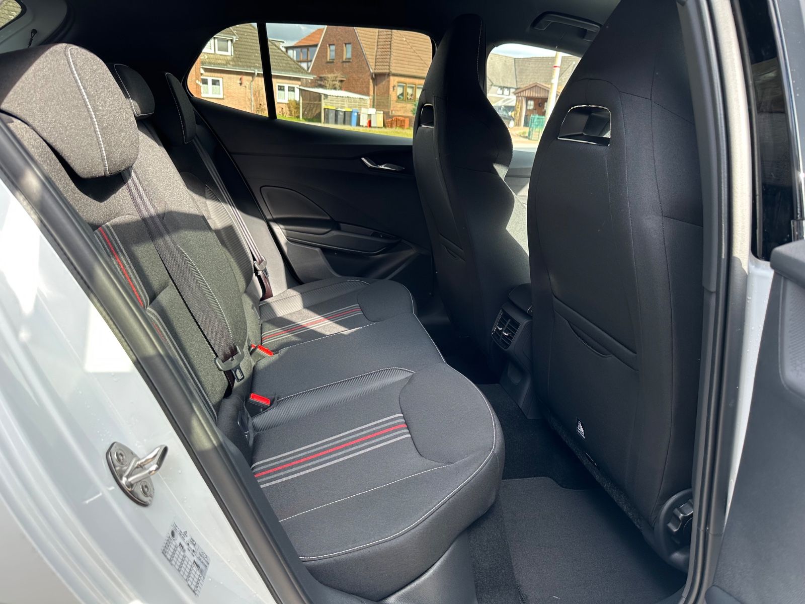 Fahrzeugabbildung SKODA Fabia Monte Carlo 1.0 TSI GRA/SZHZG/Einparkh/16"