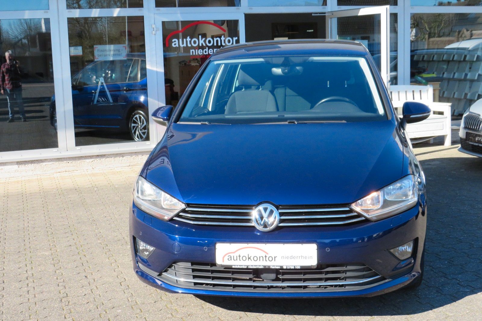 Fahrzeugabbildung Volkswagen Golf Sportsvan DSG SOUND SITZH. PDC ACC AHK