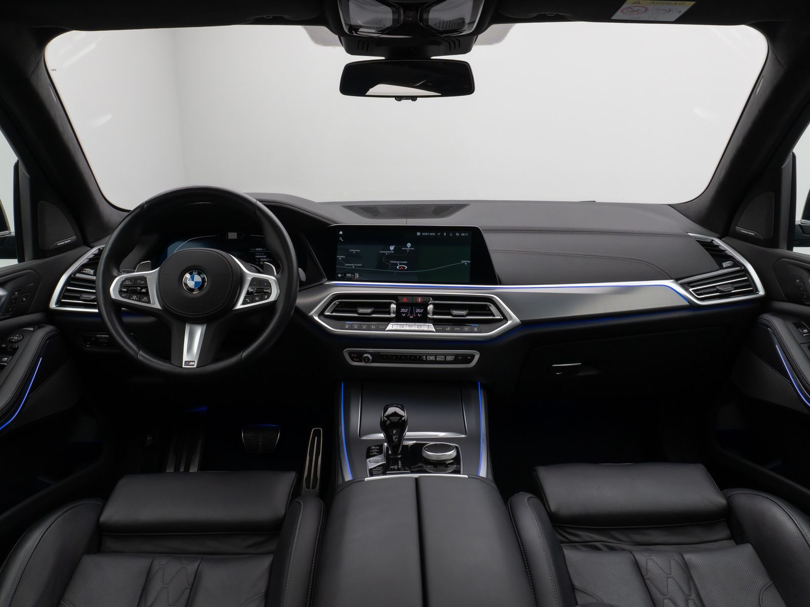 Fahrzeugabbildung BMW X5 xD40d M Sport Panorama Laser 360°HUD DAB H/K