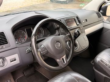 Volkswagen T5 Multivan - 11