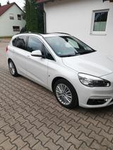 BMW 225 Active Tourer 225xe iPerformance Steptro... - BMW 225 Active Tourer von privat