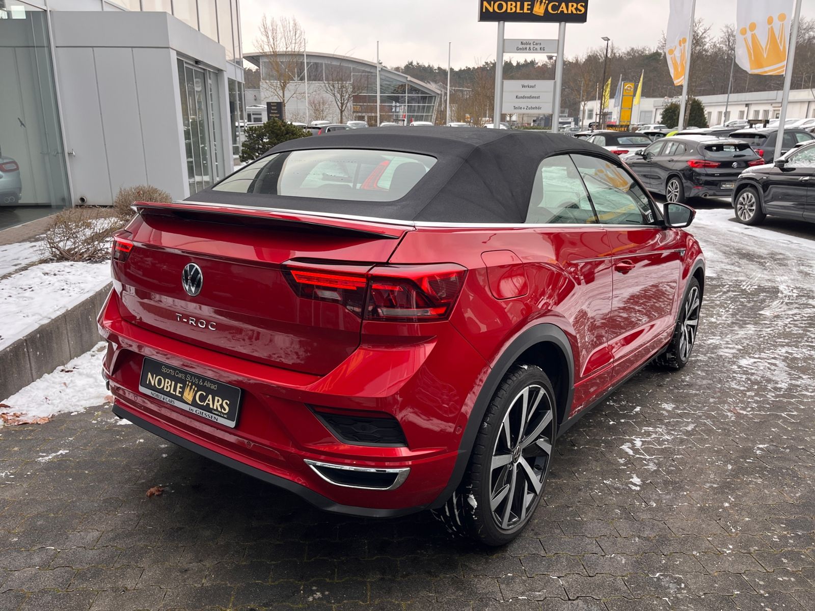 Fahrzeugabbildung Volkswagen T-Roc Cabriolet R-Line AHK LED NAV ACC RFK 19"