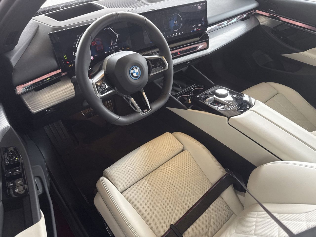 BMW i5 - Bild 16