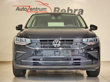 Volkswagen Tiguan - 2