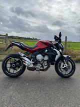 MV Agusta Brutale 800 Quickshifter Carbon - MV AGUSTA MOTORRAD