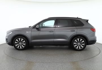 Volkswagen Touareg - 2