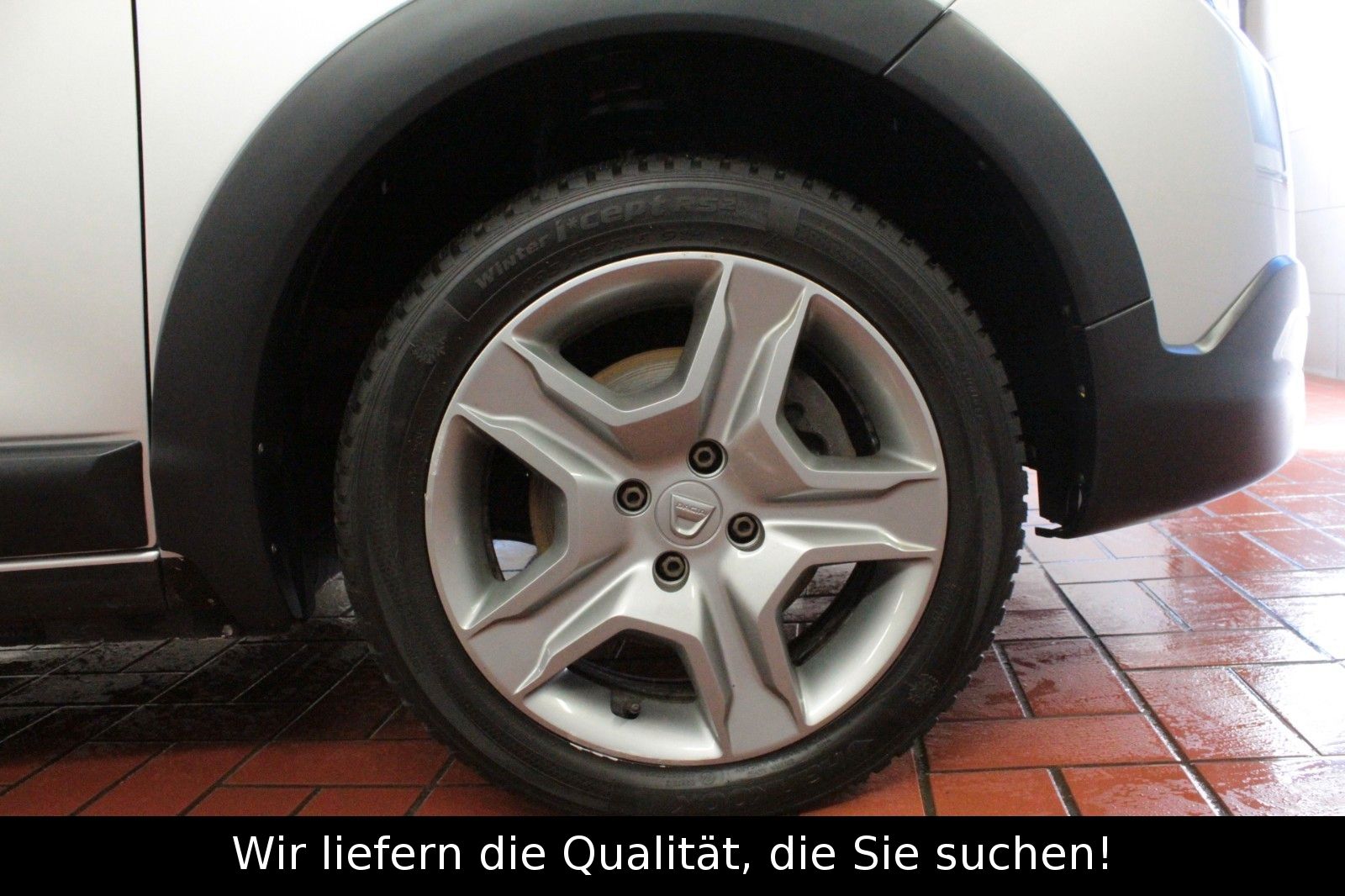 Fahrzeugabbildung Dacia Dokker TCe 115 Stepway *Navi*Klima*