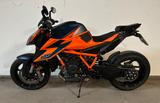 KTM 1290 Super Duke R mit SC Project Auspuff