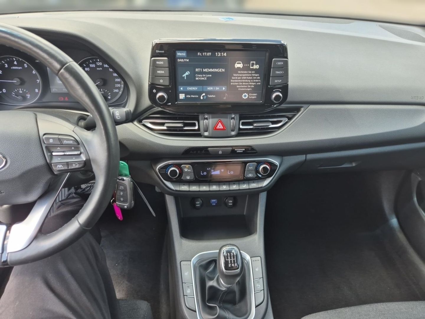 Fahrzeugabbildung Hyundai i30 cw Edition 30 Apple CarPlay Android Auto Meh