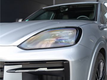 Porsche Cayenne - 9