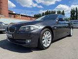 BMW 530 d*XDRIVE*NAVI*HUD*TLEDER*STANDHEIZUNG - BMW 530 aus 2011: 530d Xdrive