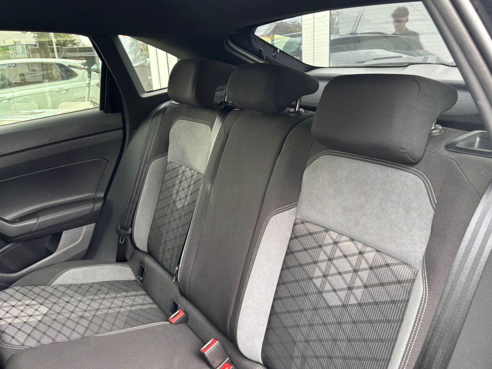 Fahrzeugabbildung Volkswagen Taigo R-Line Kam ACC