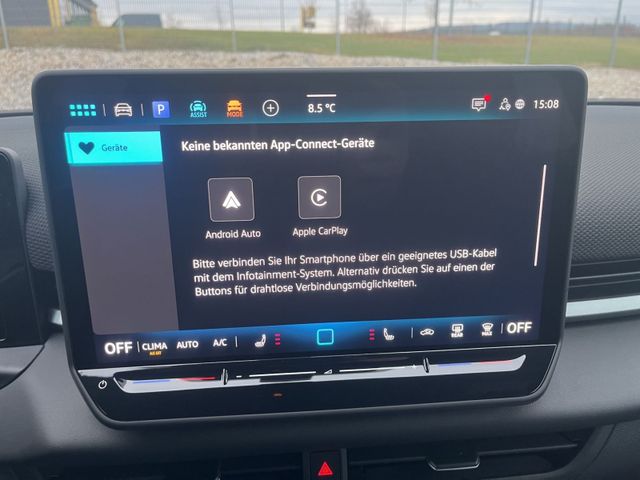 T-Roc R-Line 1.5 eTSI DSG, IQ.LIGHT, IQ.DRIVE