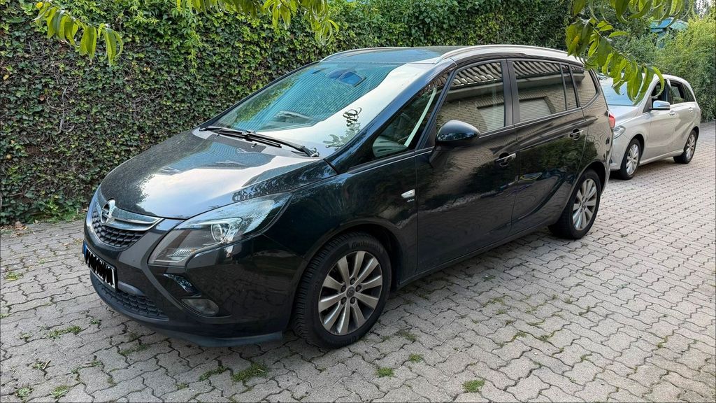 Image of Opel Zafira Tourer