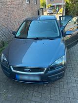 Ford Focus 1,6 Benzin - Ford Focus aus 2006: Kombi