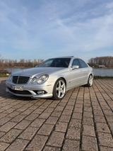 Mercedes-Benz E 500 AVANTGARDE AMG SHZ STANDHEIZUNG MASSAGE  - gebrauchte Mercedes-Benz E 500 aus dem Jahr 2007