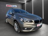 BMW 218i Gran Tourer Advantage Navi Sitzheizung AHK - silberne BMW 2er Reihe