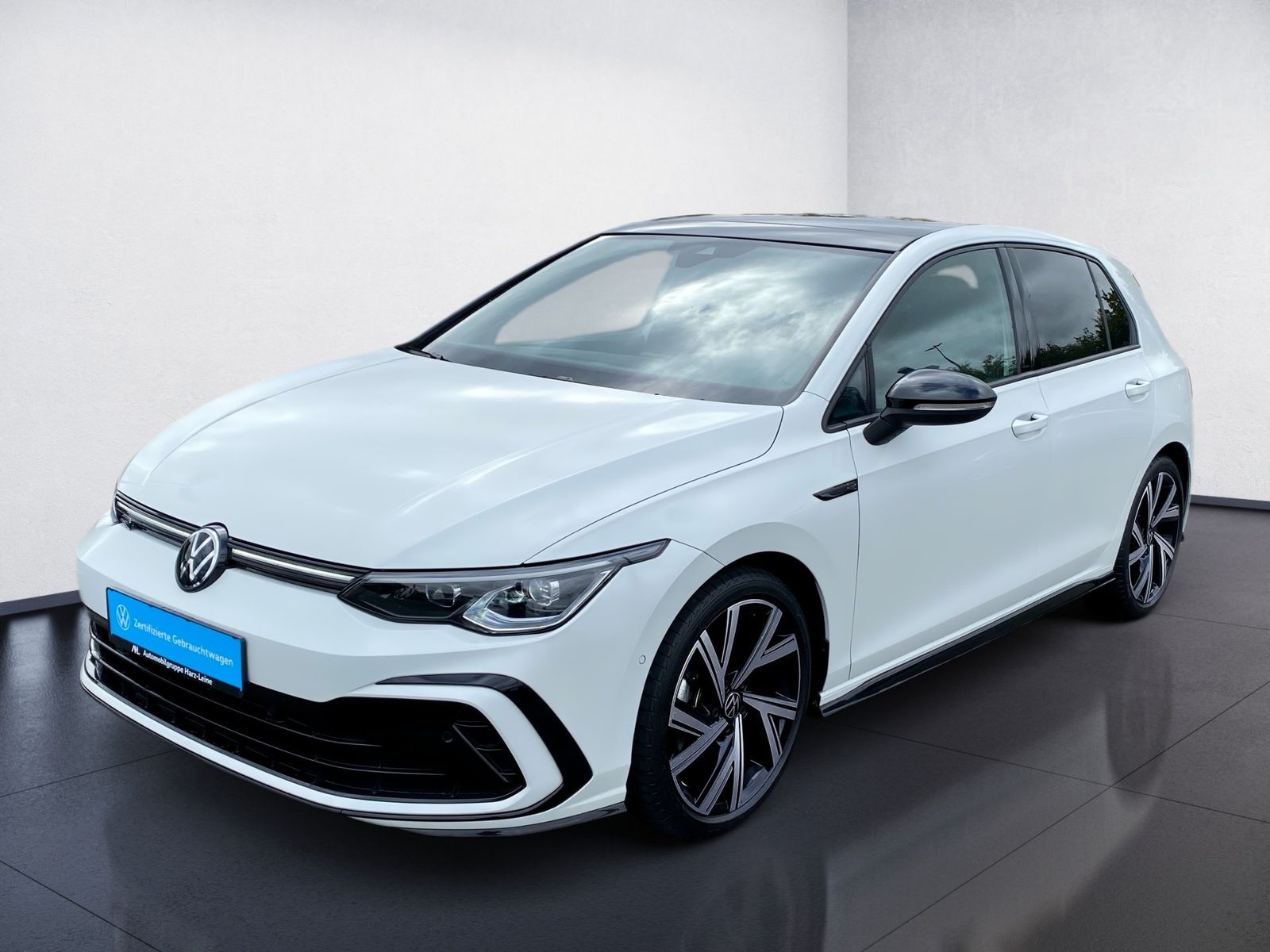 Volkswagen Golf 1.5 eTSI R-Line DSG BlackStyle LED Navi ACC foto 2