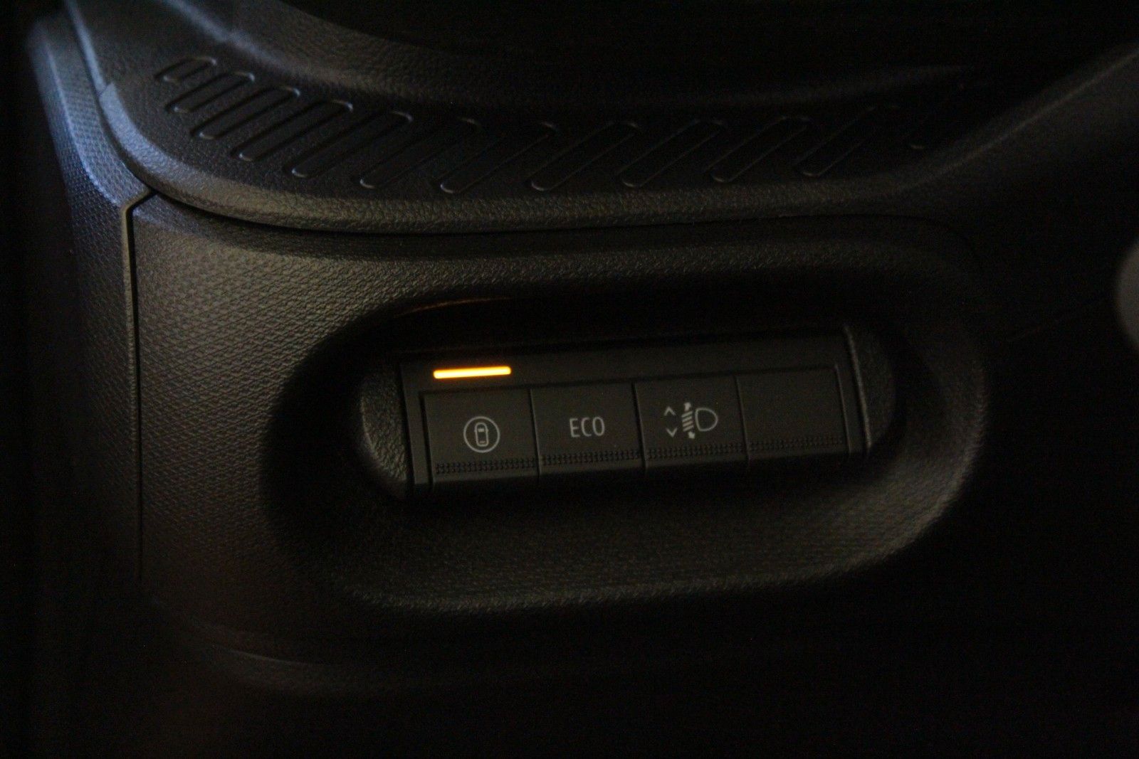 Fahrzeugabbildung Renault Twingo E-Tech 100% elektrisch 80 Urban Range